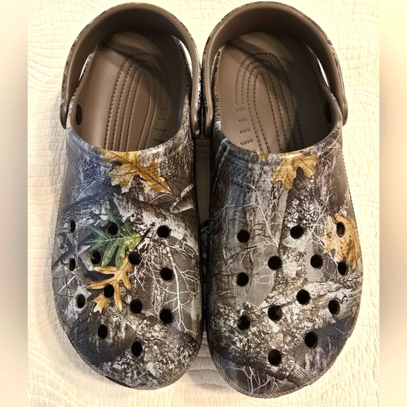 NWT Crocs Classic Realtree Edge Clogs Limited Edition Release